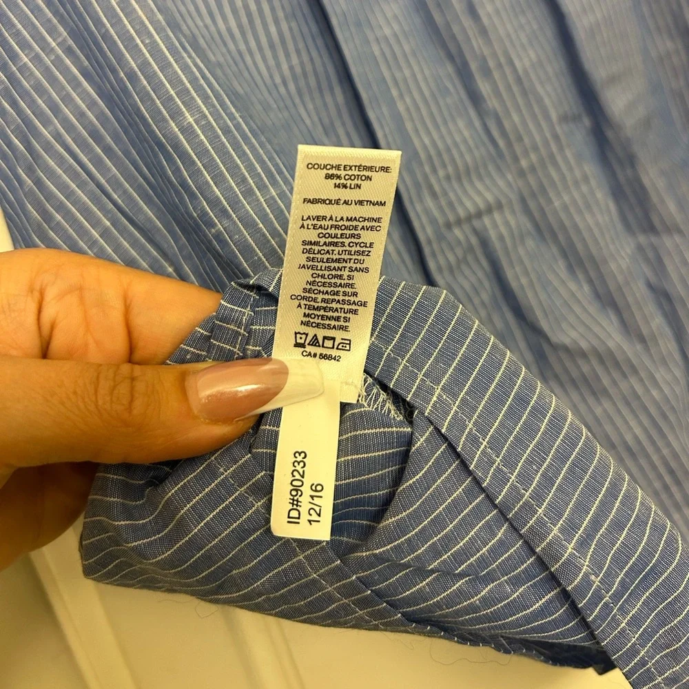 Express Peasant Linen Blend Top Smocked Style Stripes Size Medium Ruffle sleeves - Picture 7 of 8